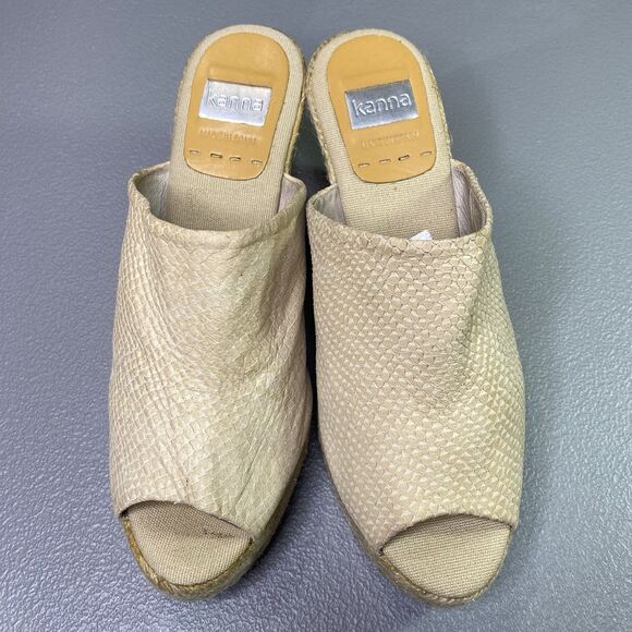 KANNA Suede Snake Embossed Espadrille Wedge Platform Mules Womens 40 9.5 Beige - Picture 1 of 12